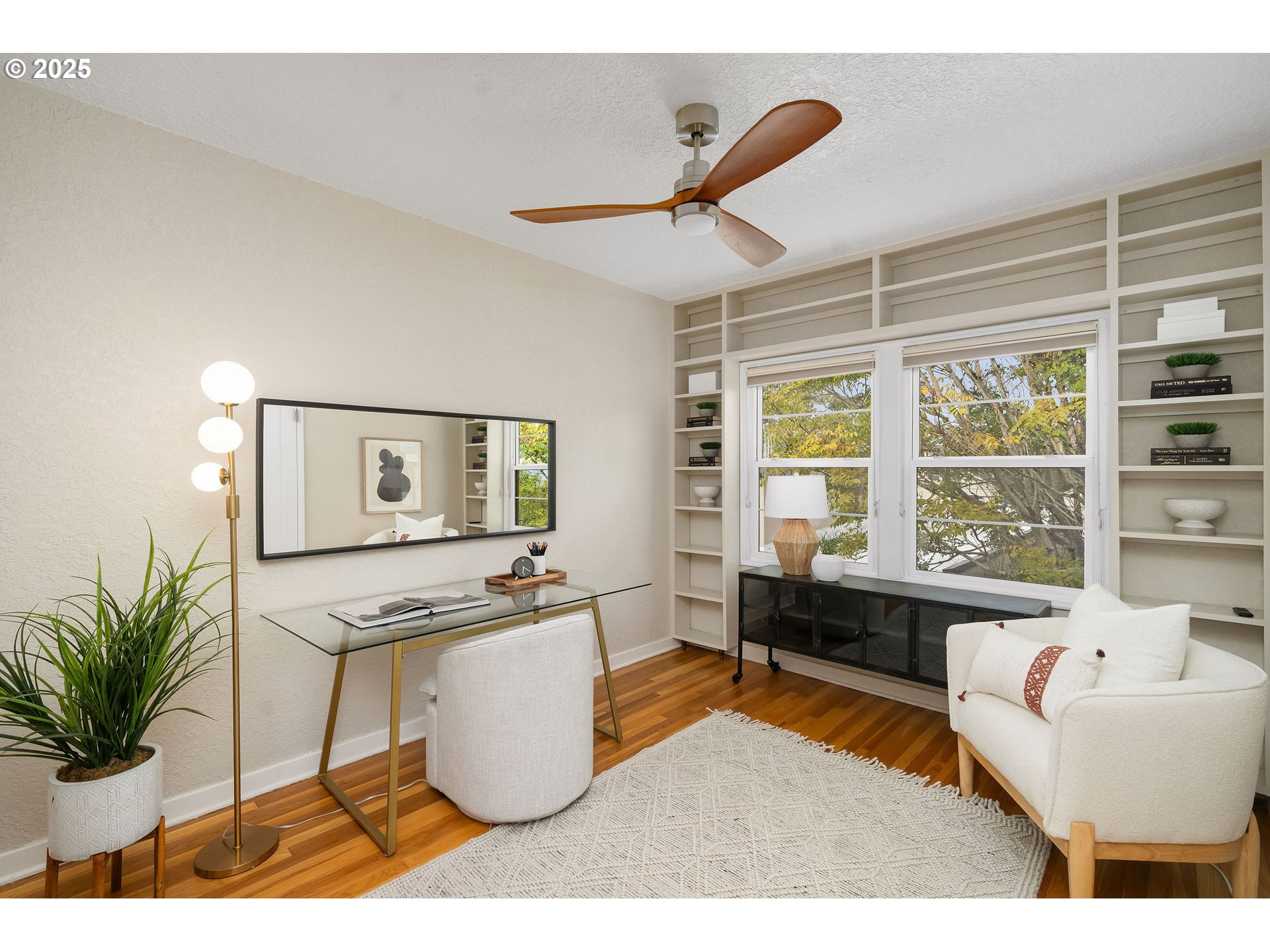 2025 SE CARUTHERS ST 14