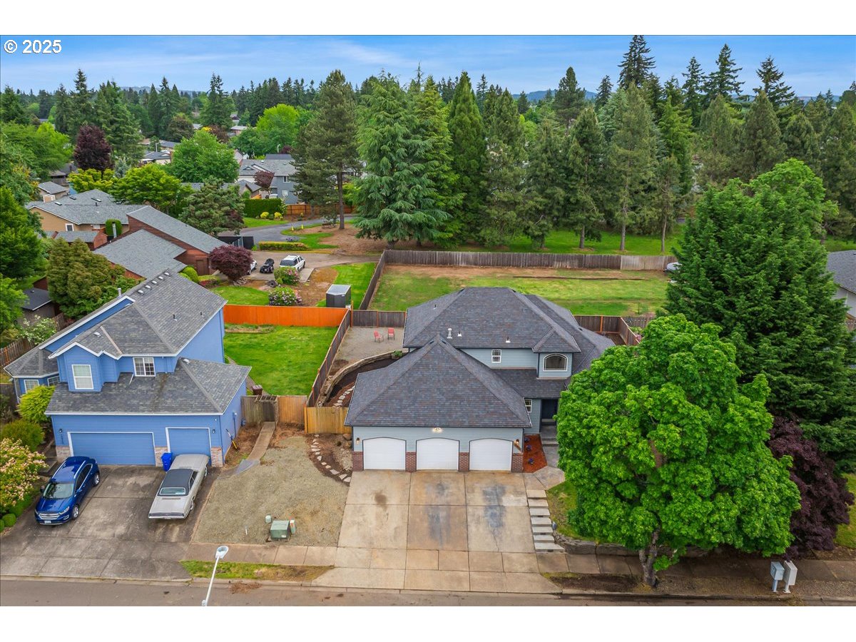 18930 HIGHLAND DR