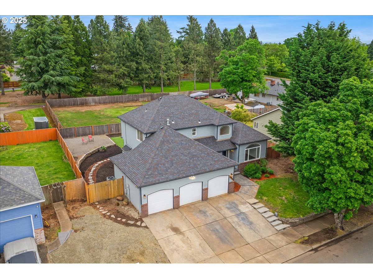 18930 HIGHLAND DR