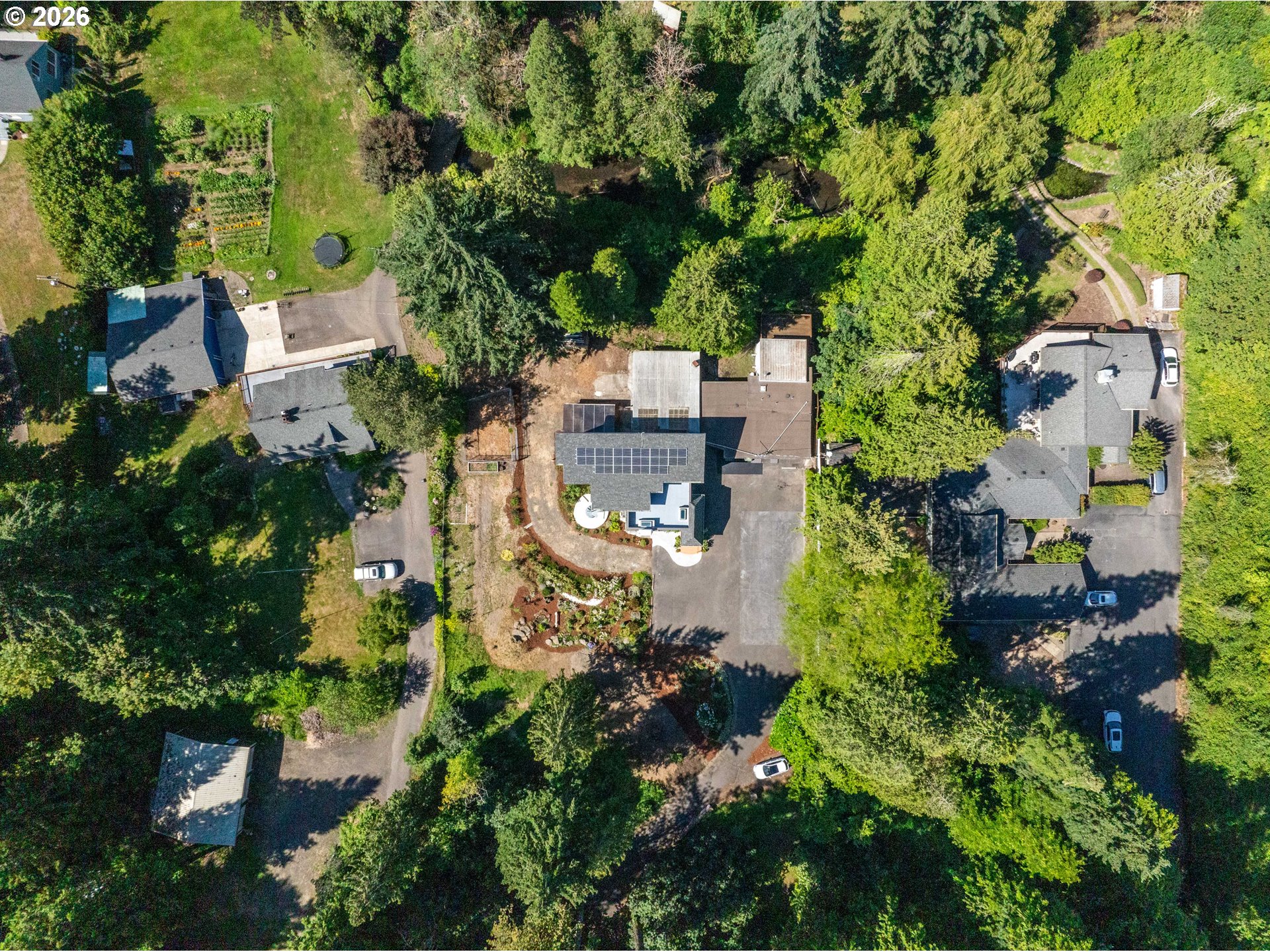 5017 SE ALDERCREST RD