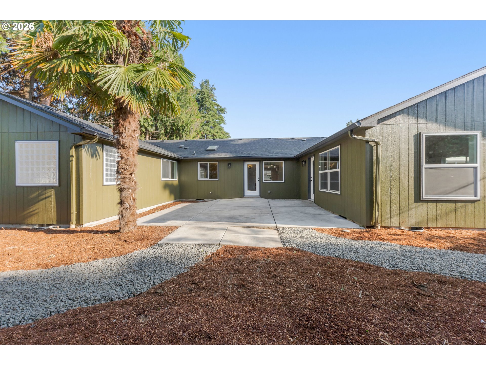 329 DEAN AVE