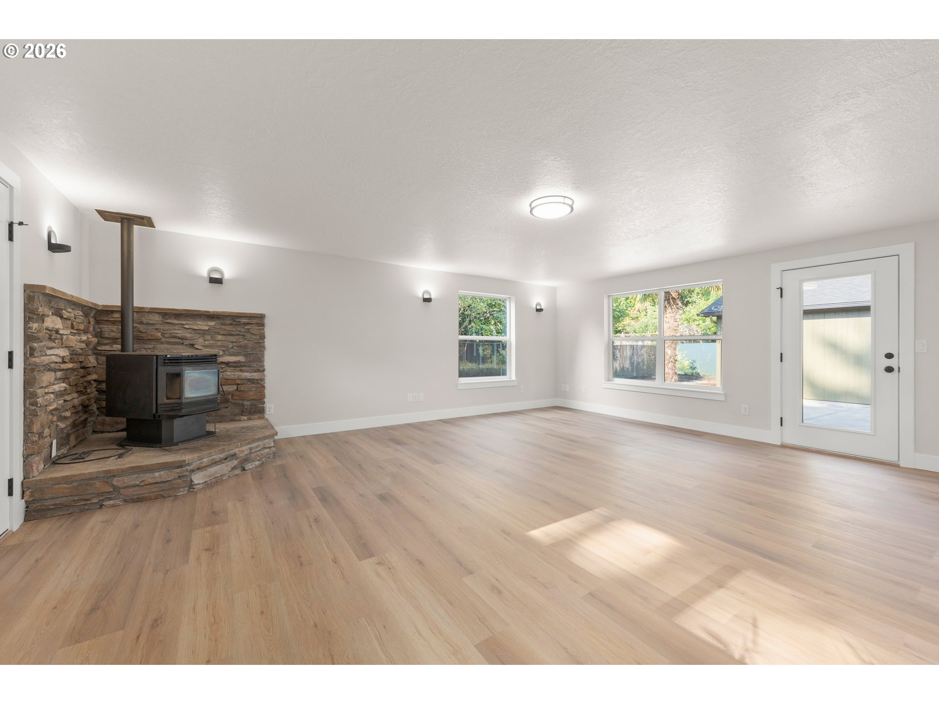 329 DEAN AVE