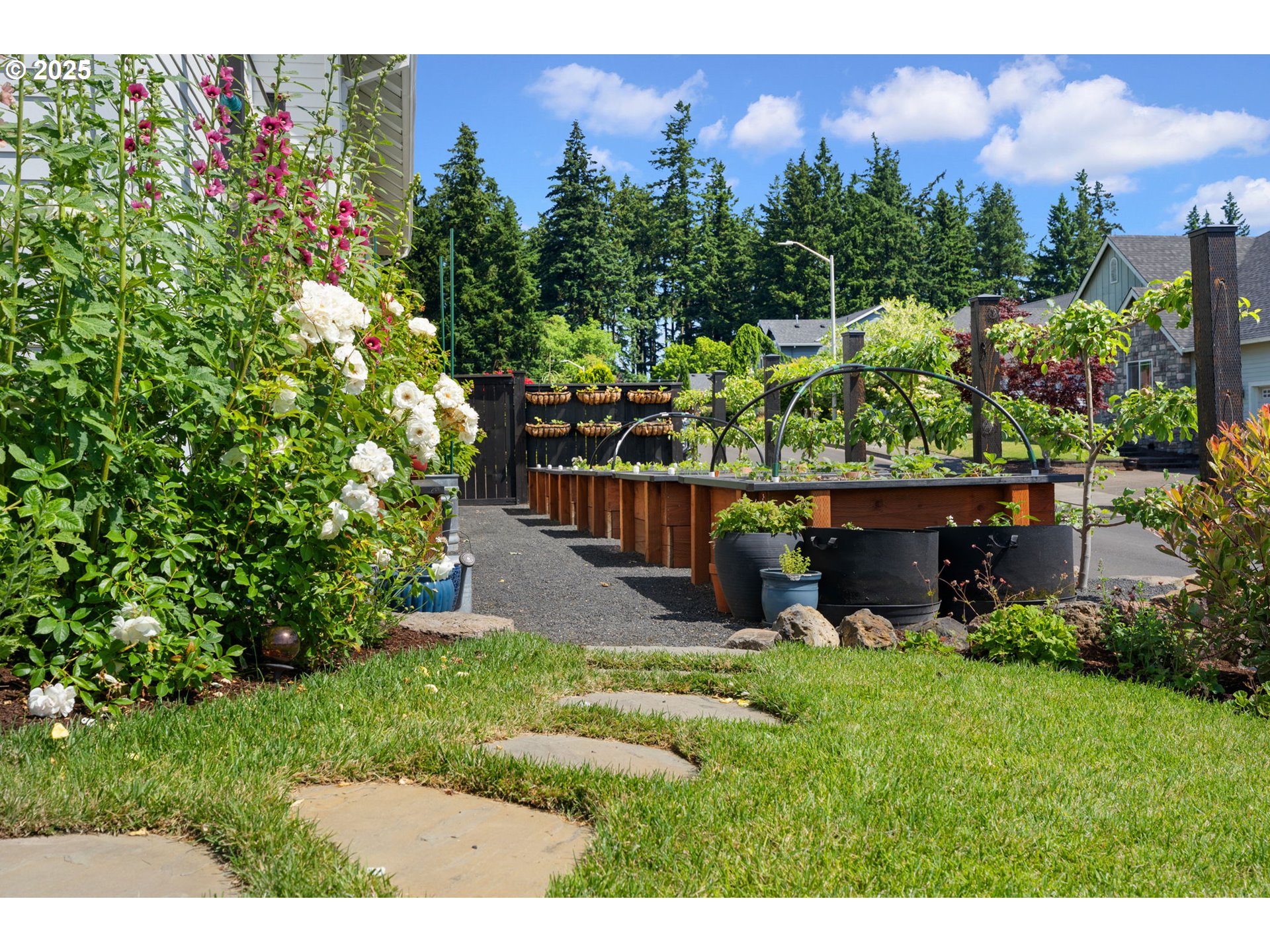 14897 ROOSTER ROCK AVE NE