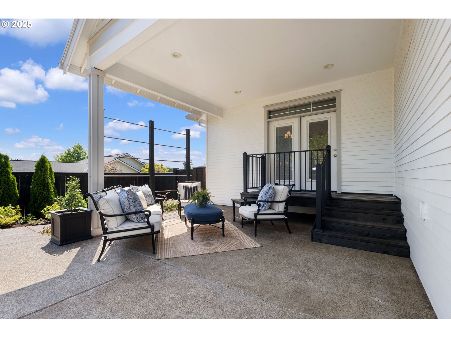 14897 ROOSTER ROCK AVE NE