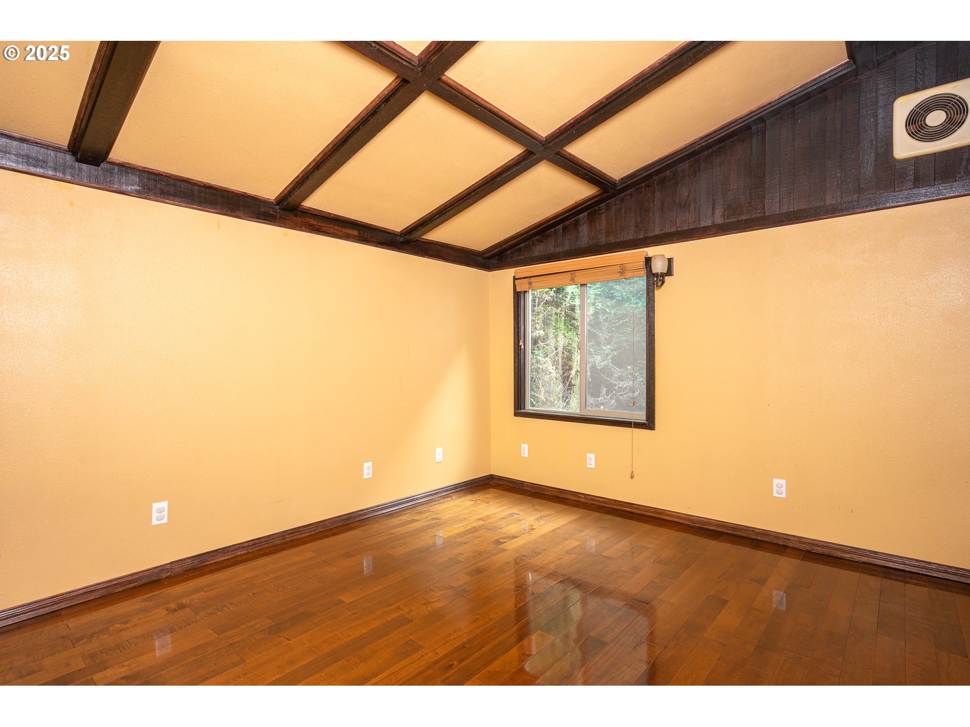 15251 NE CLACKAMAS ST