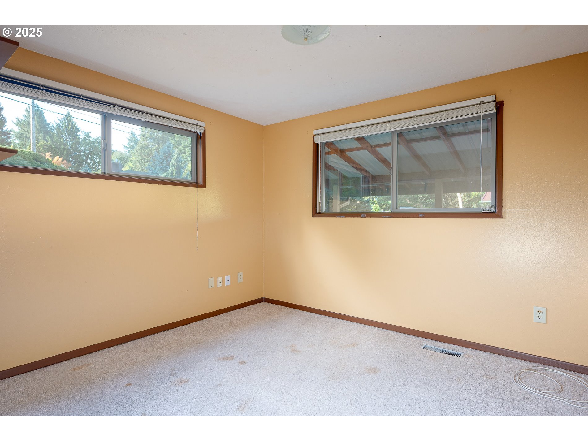 15251 NE CLACKAMAS ST