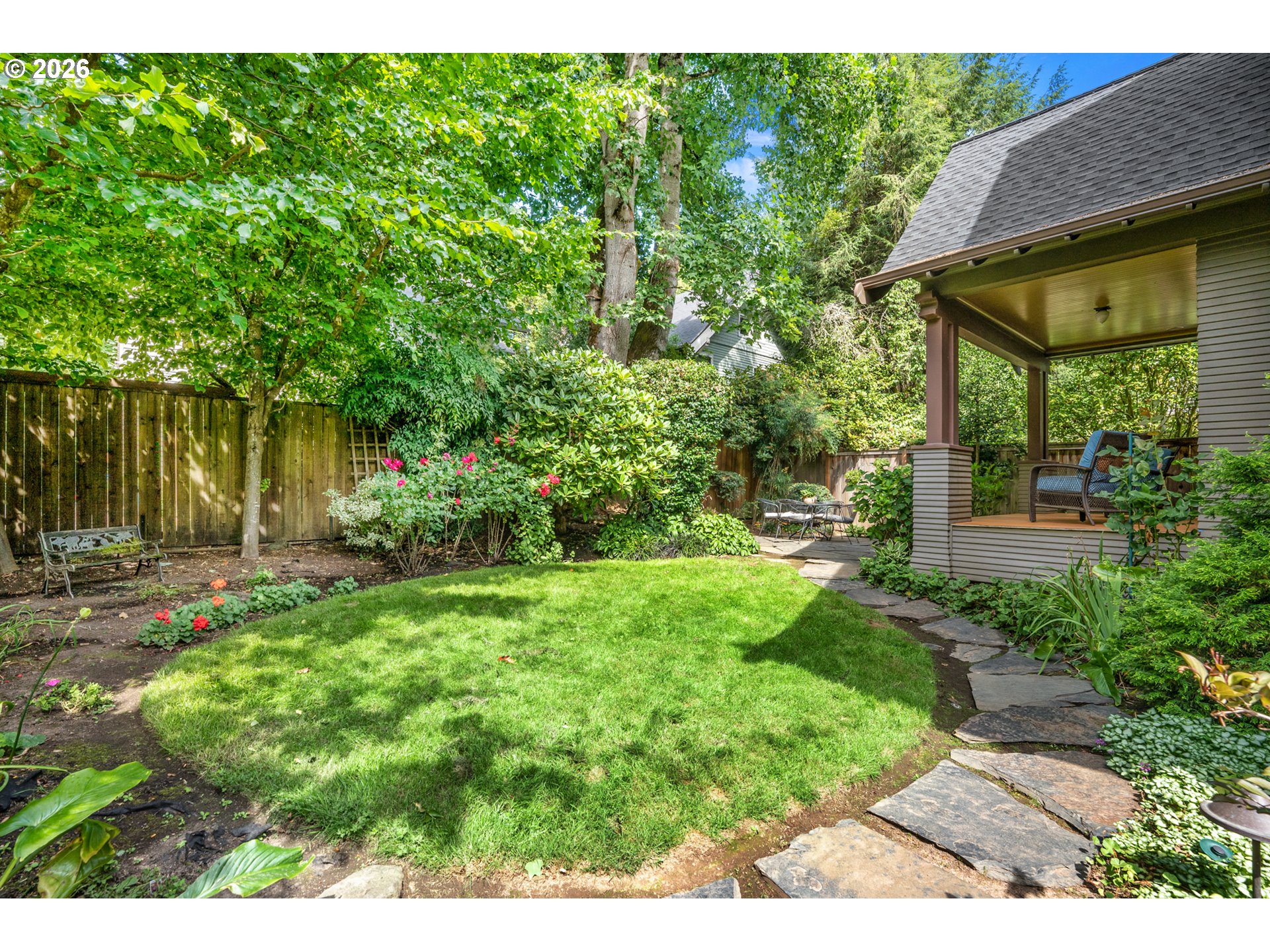 2537 NE 18TH AVE