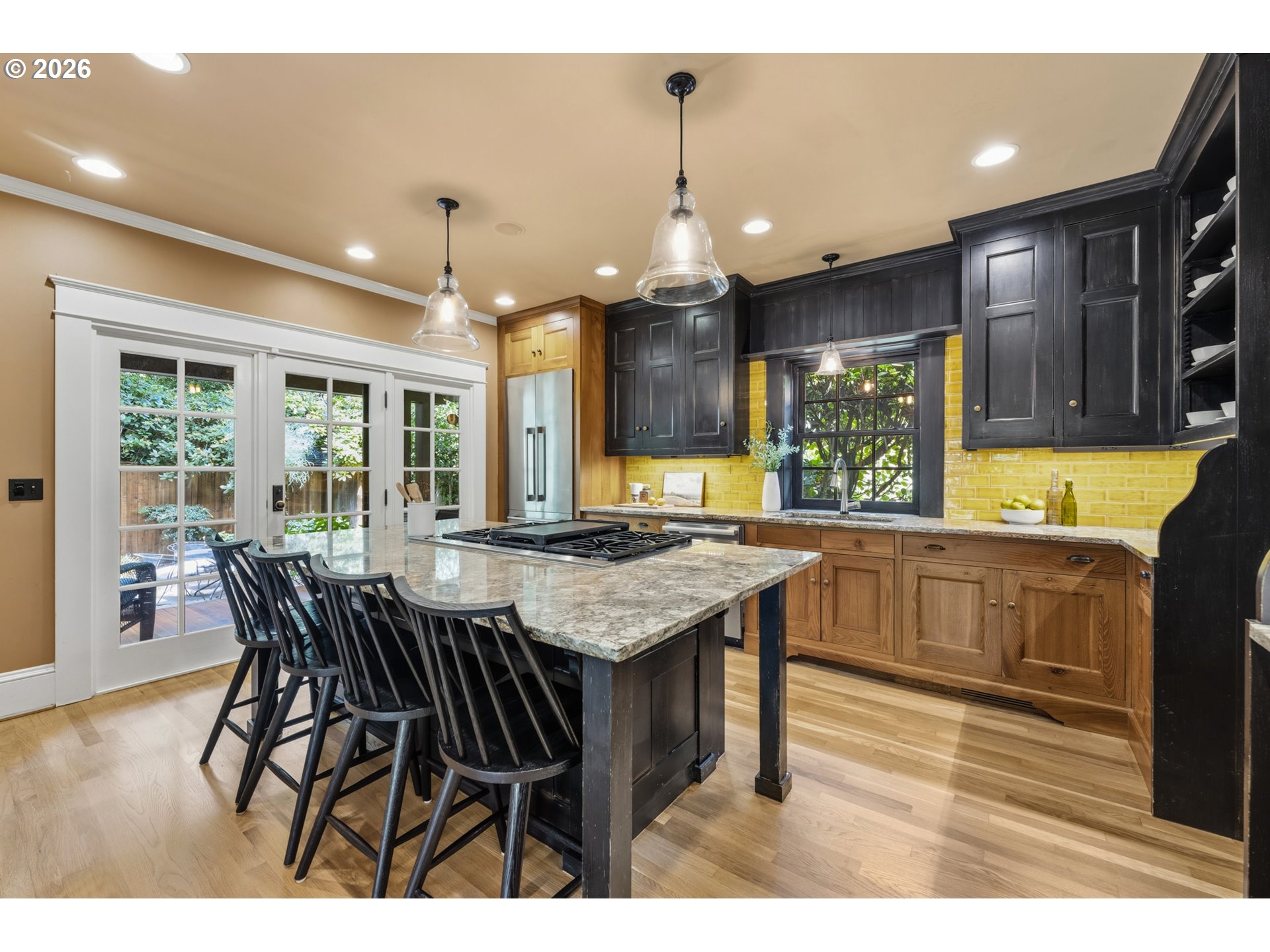 2537 NE 18TH AVE