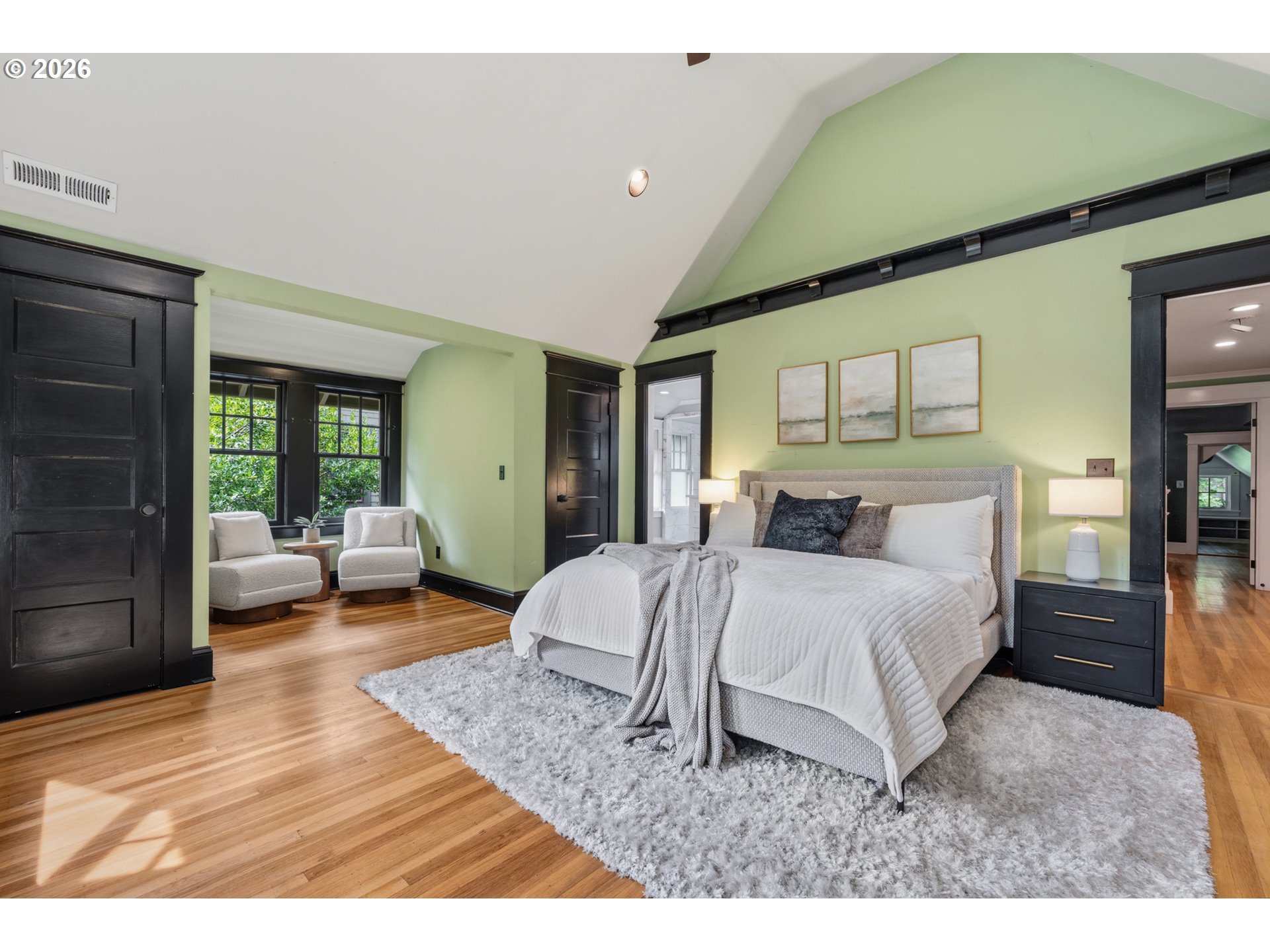2537 NE 18TH AVE