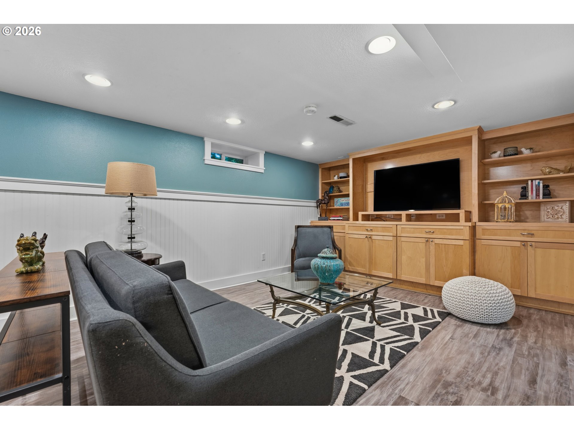 2537 NE 18TH AVE