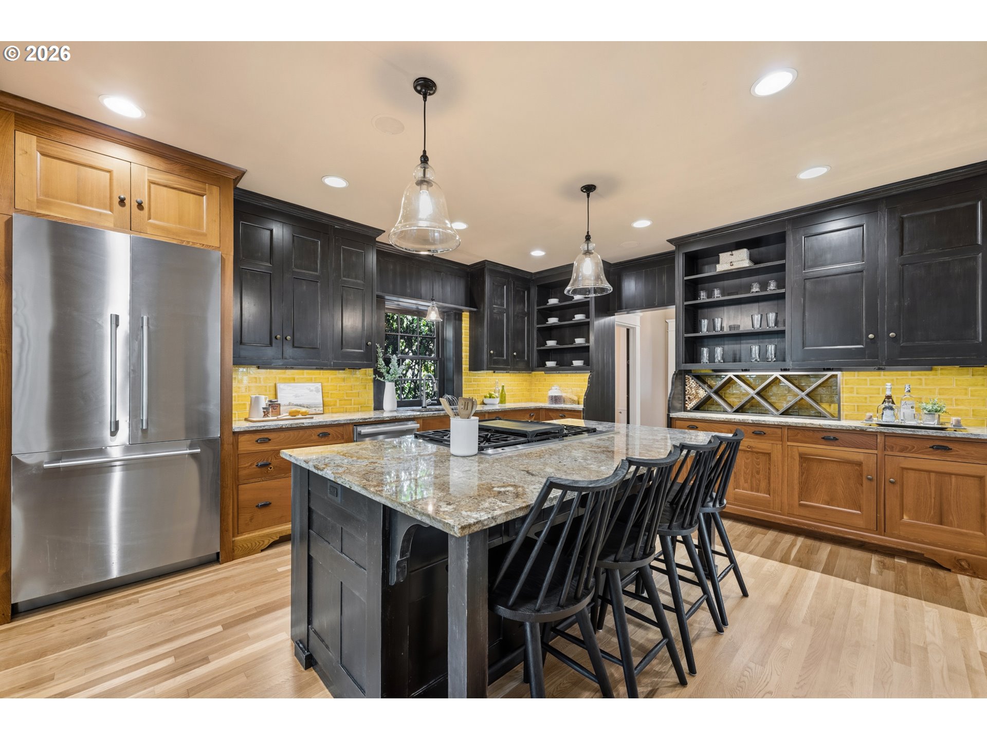 2537 NE 18TH AVE