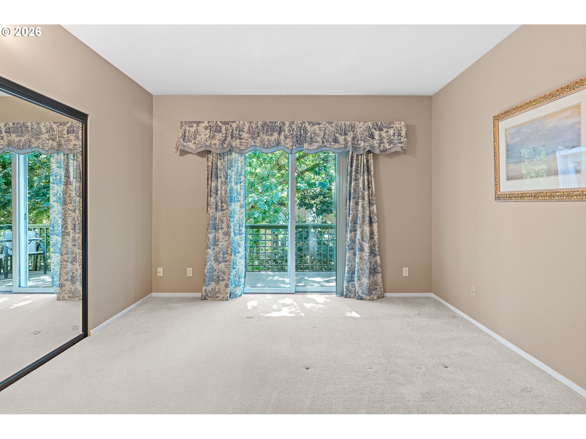 205 S MONTGOMERY ST 401B