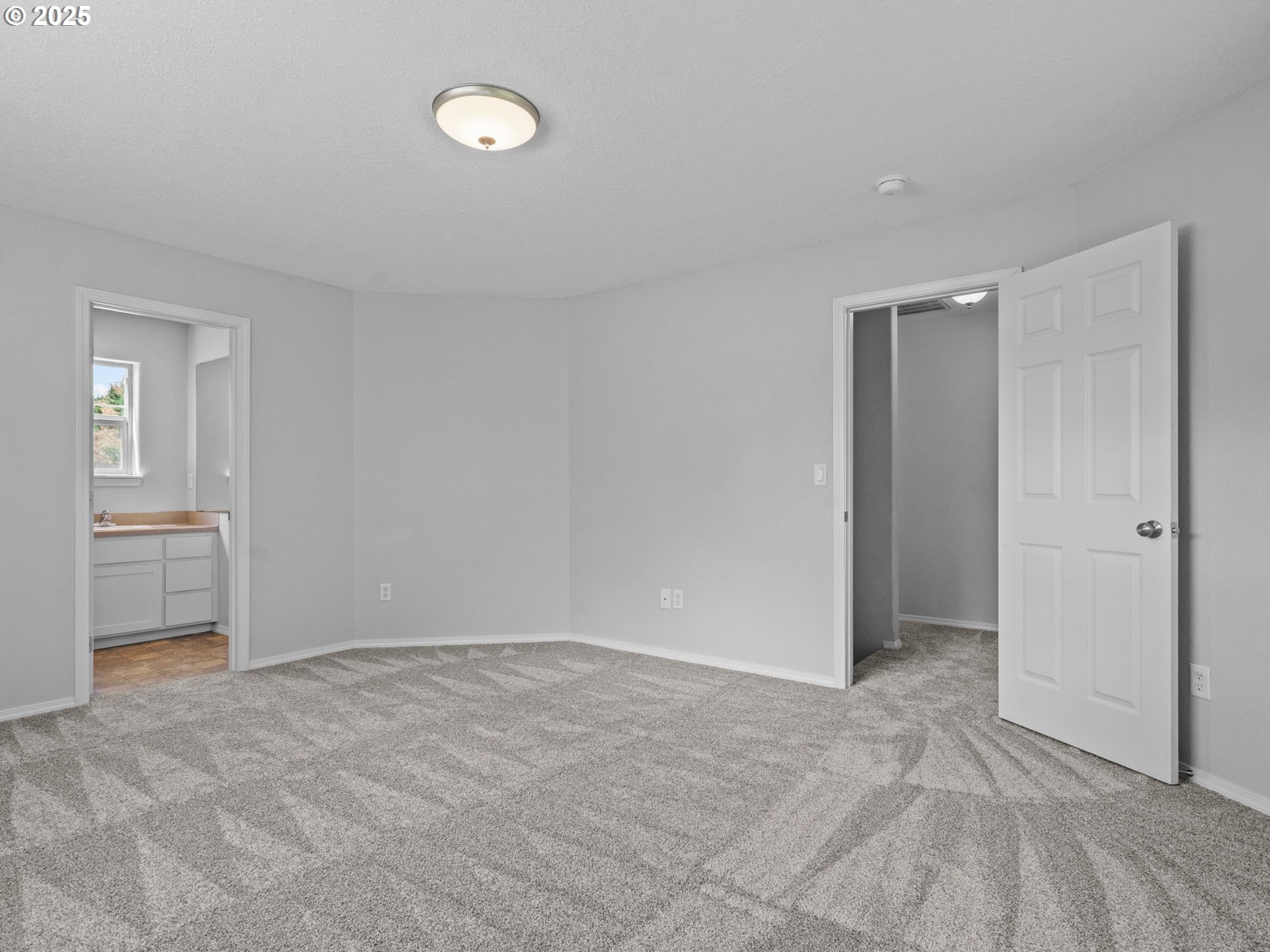 890 SE ROBERTS CT, McMinnville