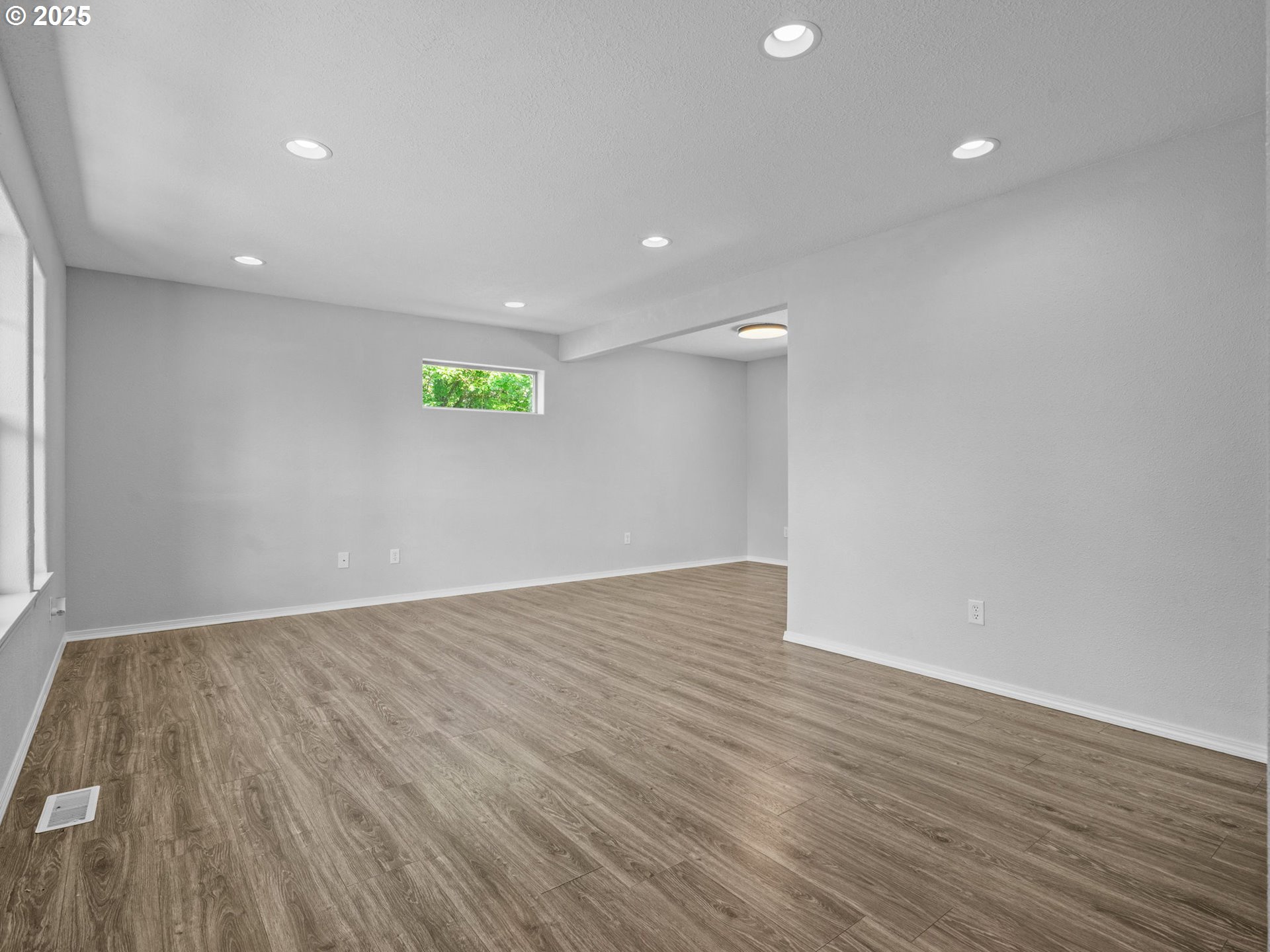 890 SE ROBERTS CT, McMinnville