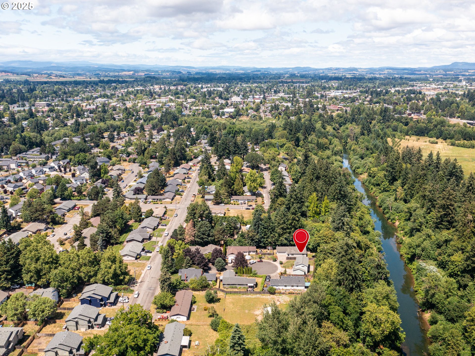 890 SE ROBERTS CT, McMinnville