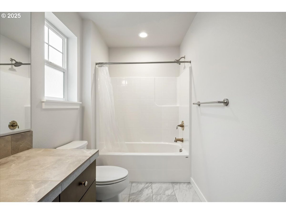 4207 SE LONE OAK ST, Hillsboro