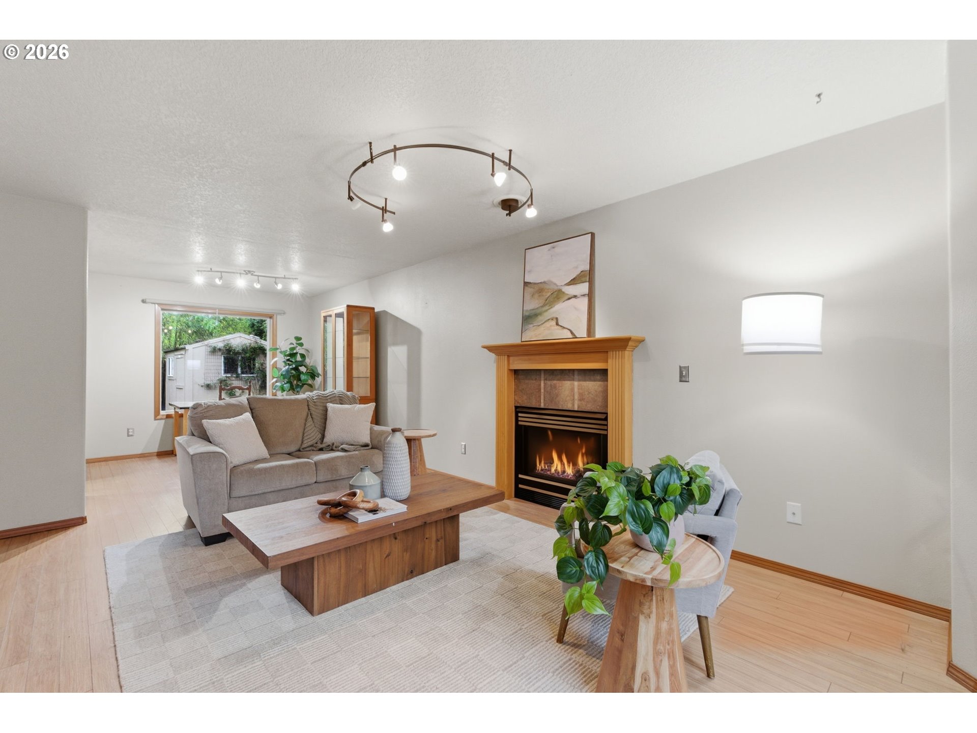 1496 SE ALTHAUS DR