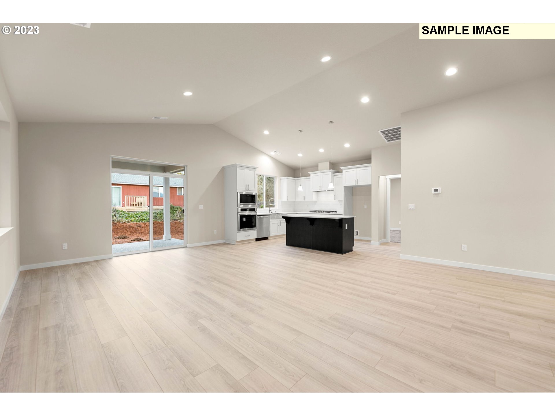 11659 SE CROWN POINT WAY LT 681