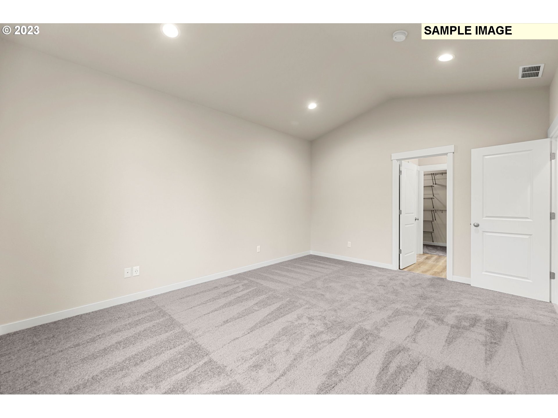 11659 SE CROWN POINT WAY LT 681