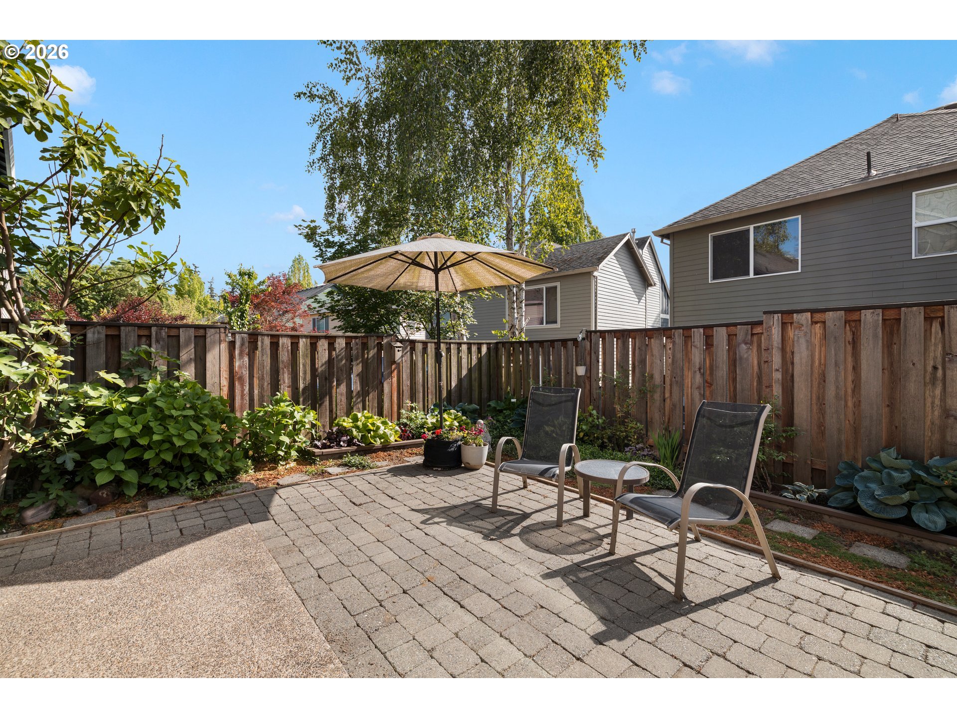1079 SE PORTLANDIA AVE