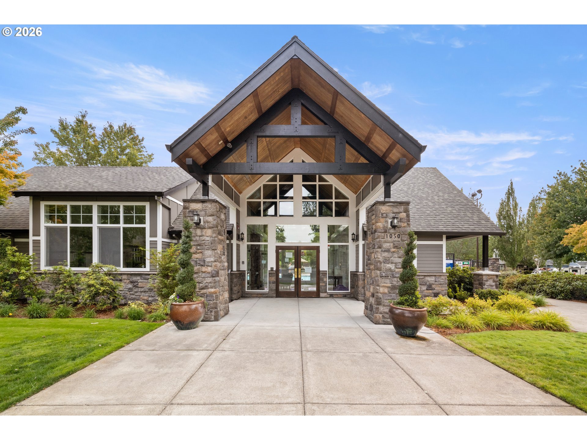 1079 SE PORTLANDIA AVE