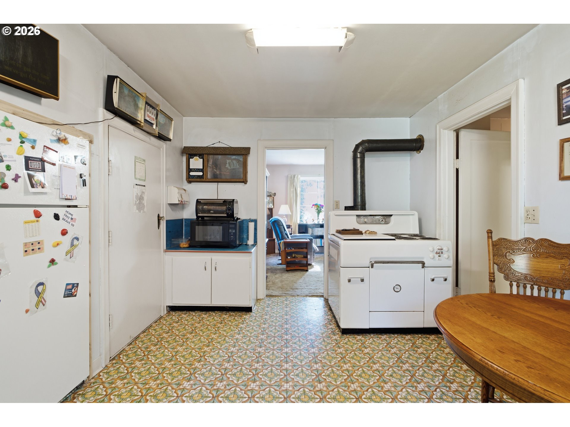 895 ELMA AVE SE
