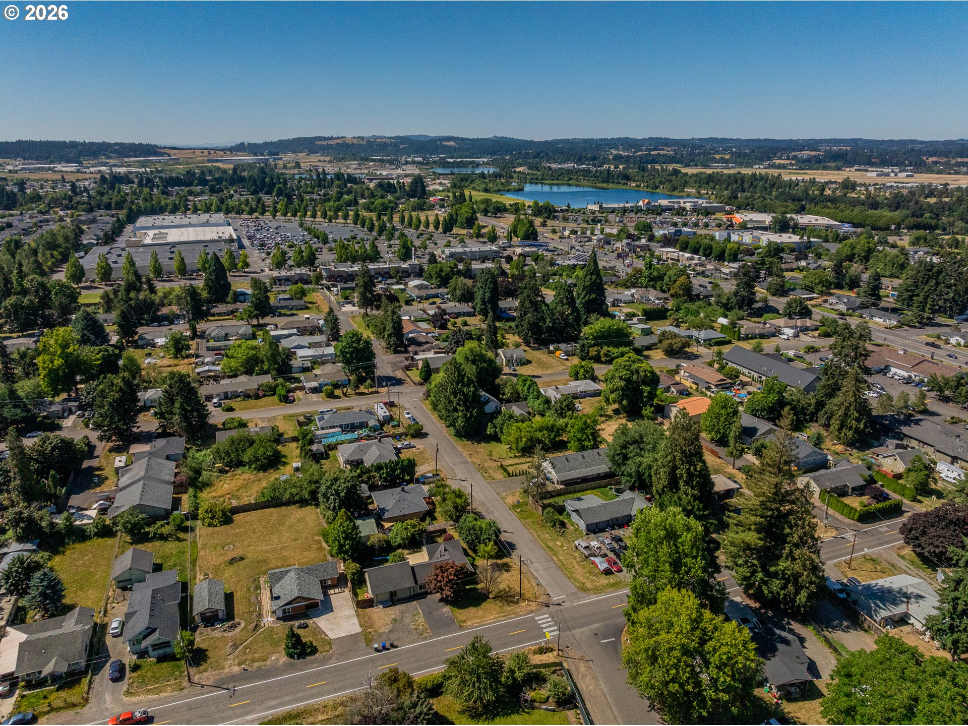 895 ELMA AVE SE