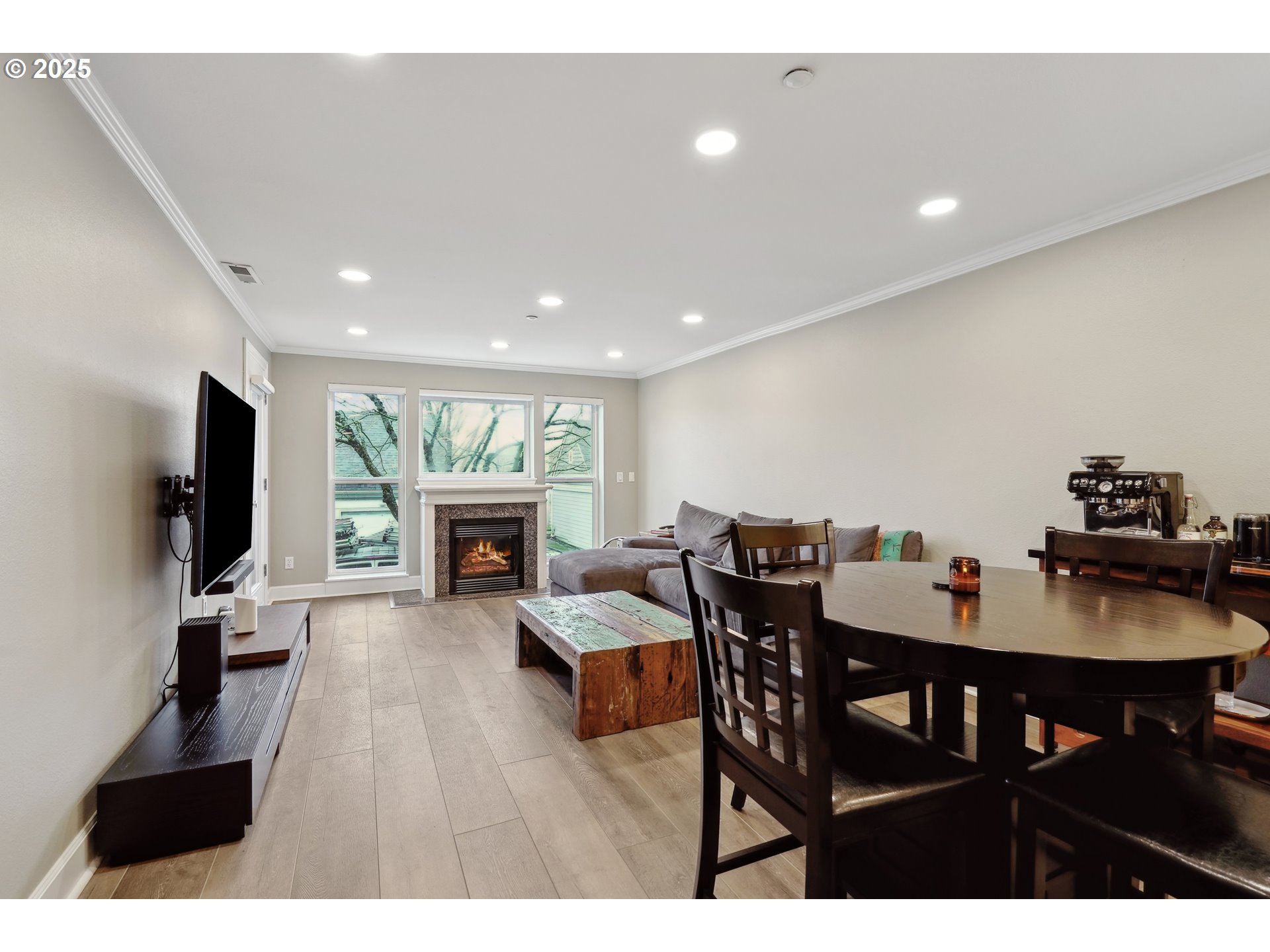 520 SE COLUMBIA RIVER DR 124