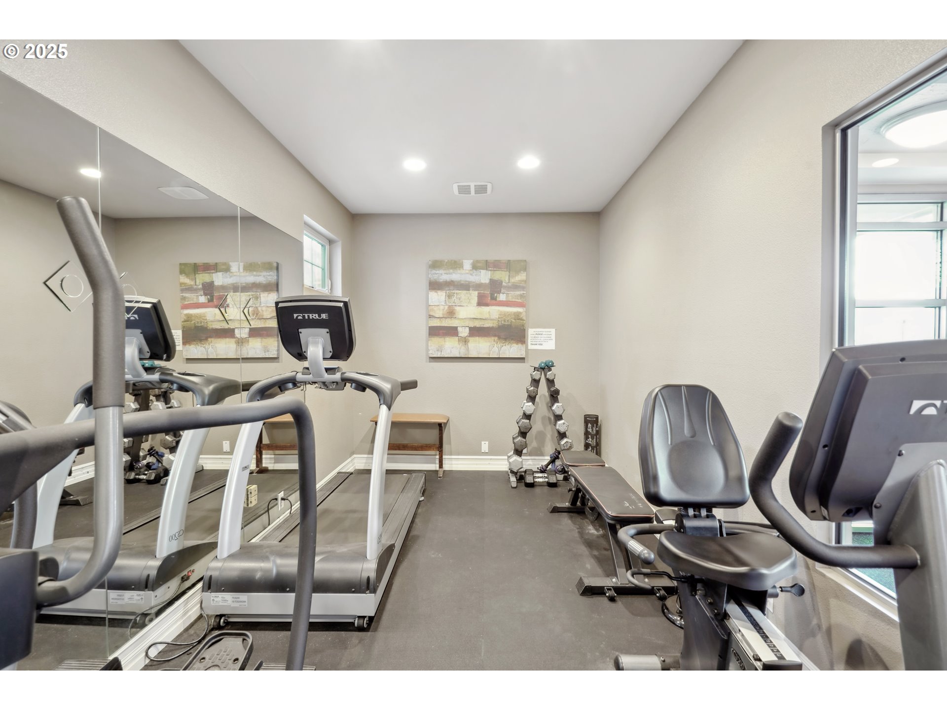 520 SE COLUMBIA RIVER DR 124