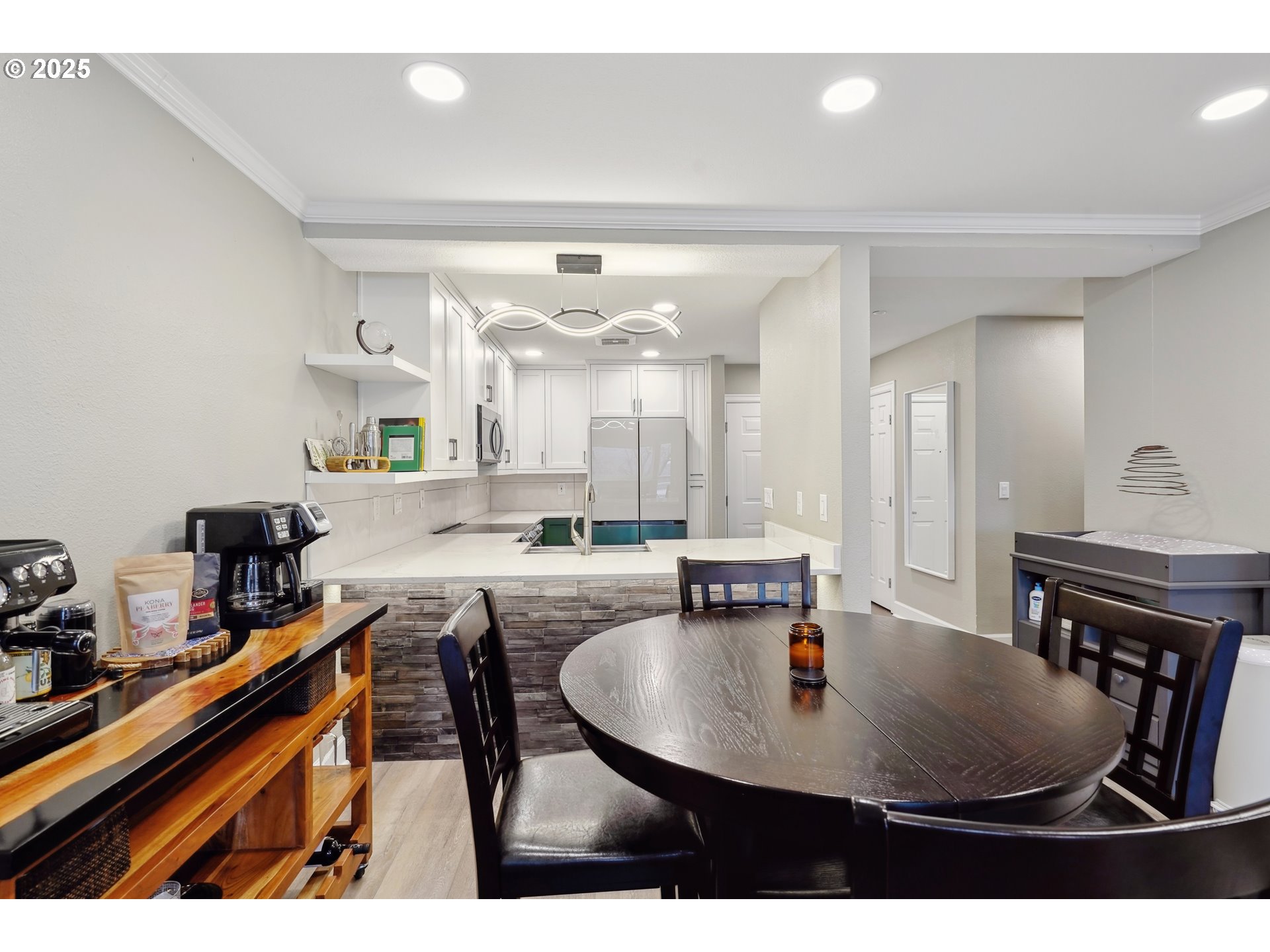 520 SE COLUMBIA RIVER DR 124