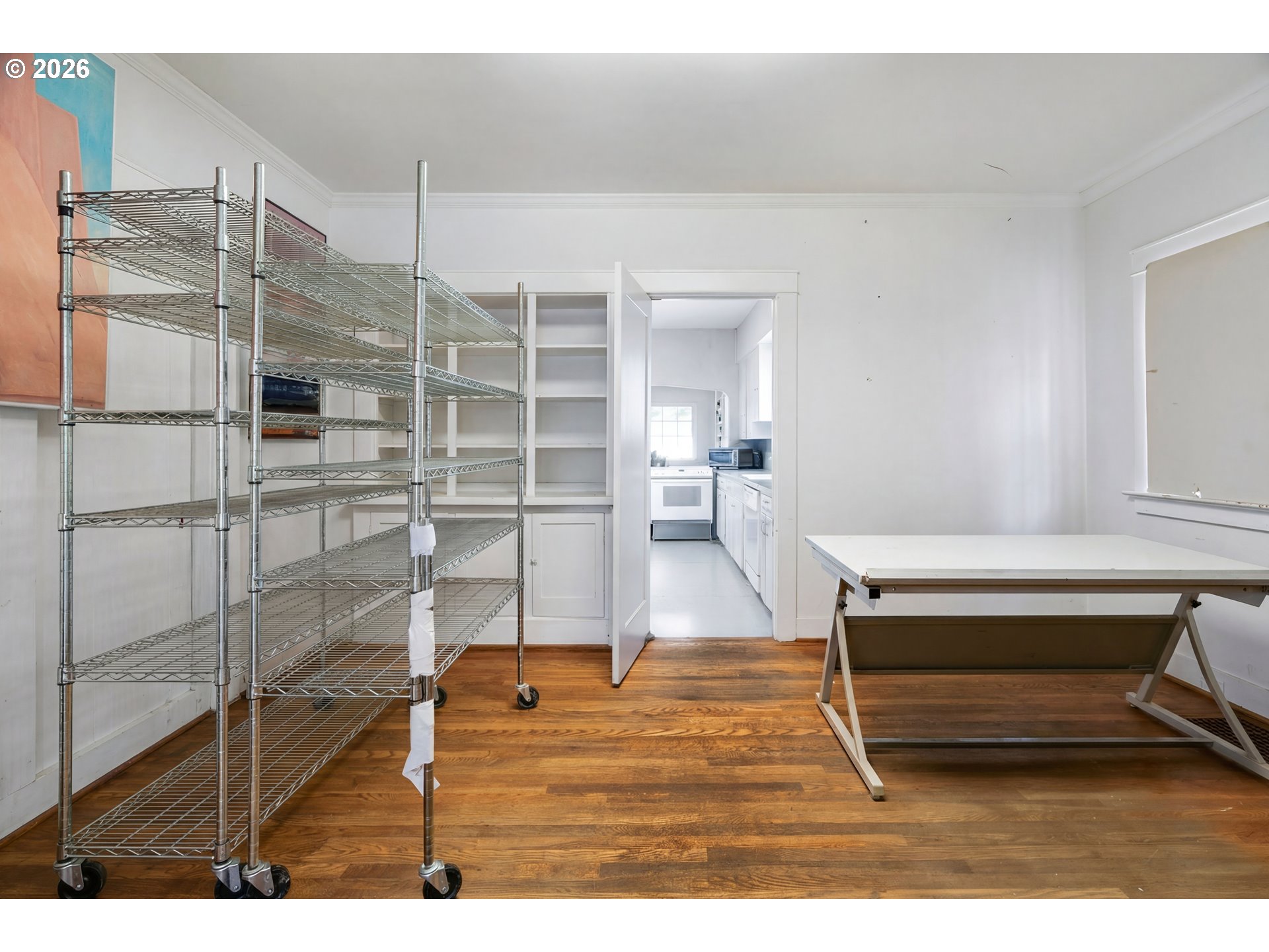 5555 SW SCHOLLS FERRY RD