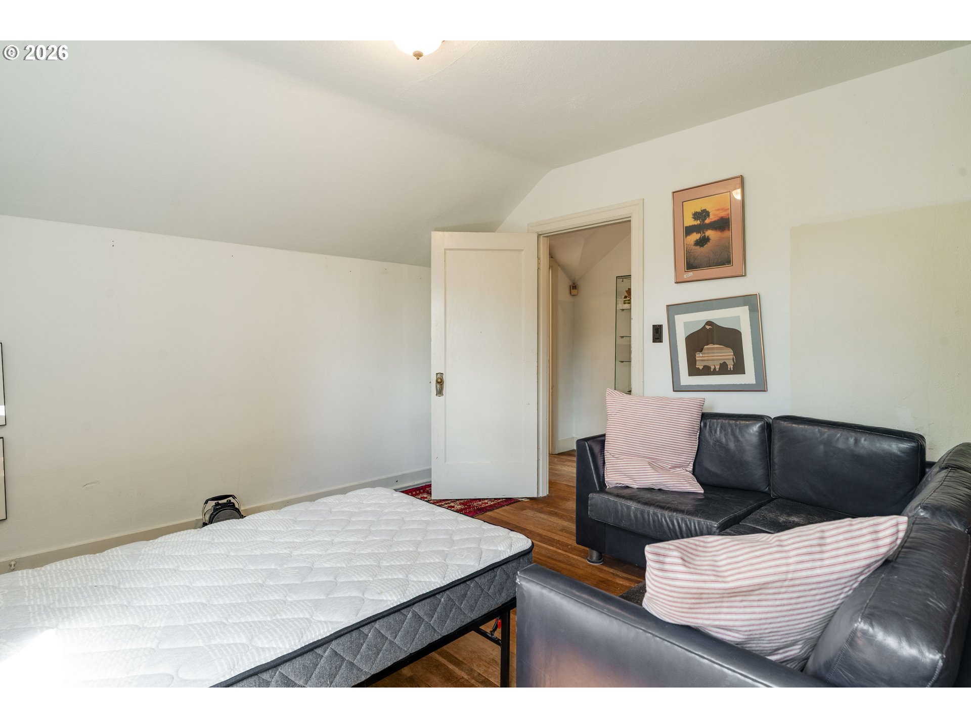 5555 SW SCHOLLS FERRY RD