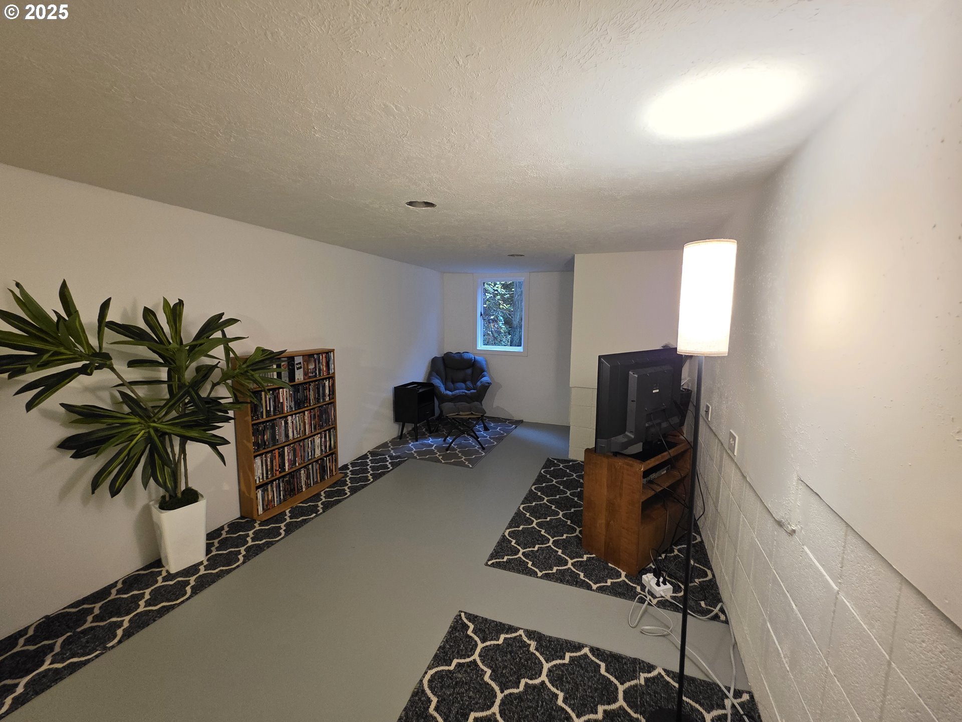 12147 SE HENDERSON DR