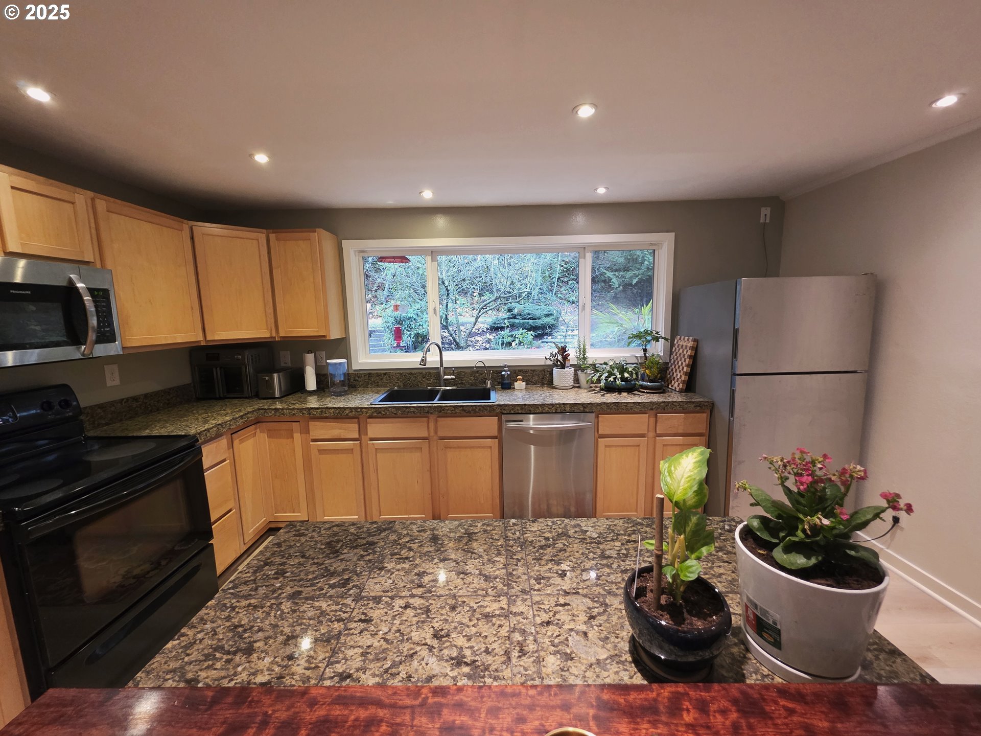 12147 SE HENDERSON DR