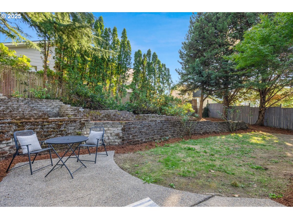 9330 SE SUN CREST DR