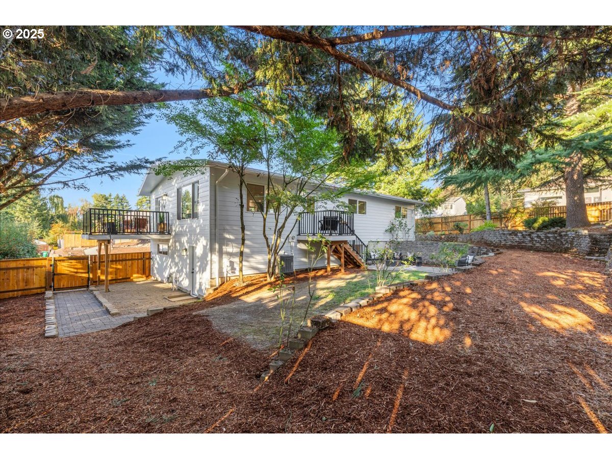 9330 SE SUN CREST DR