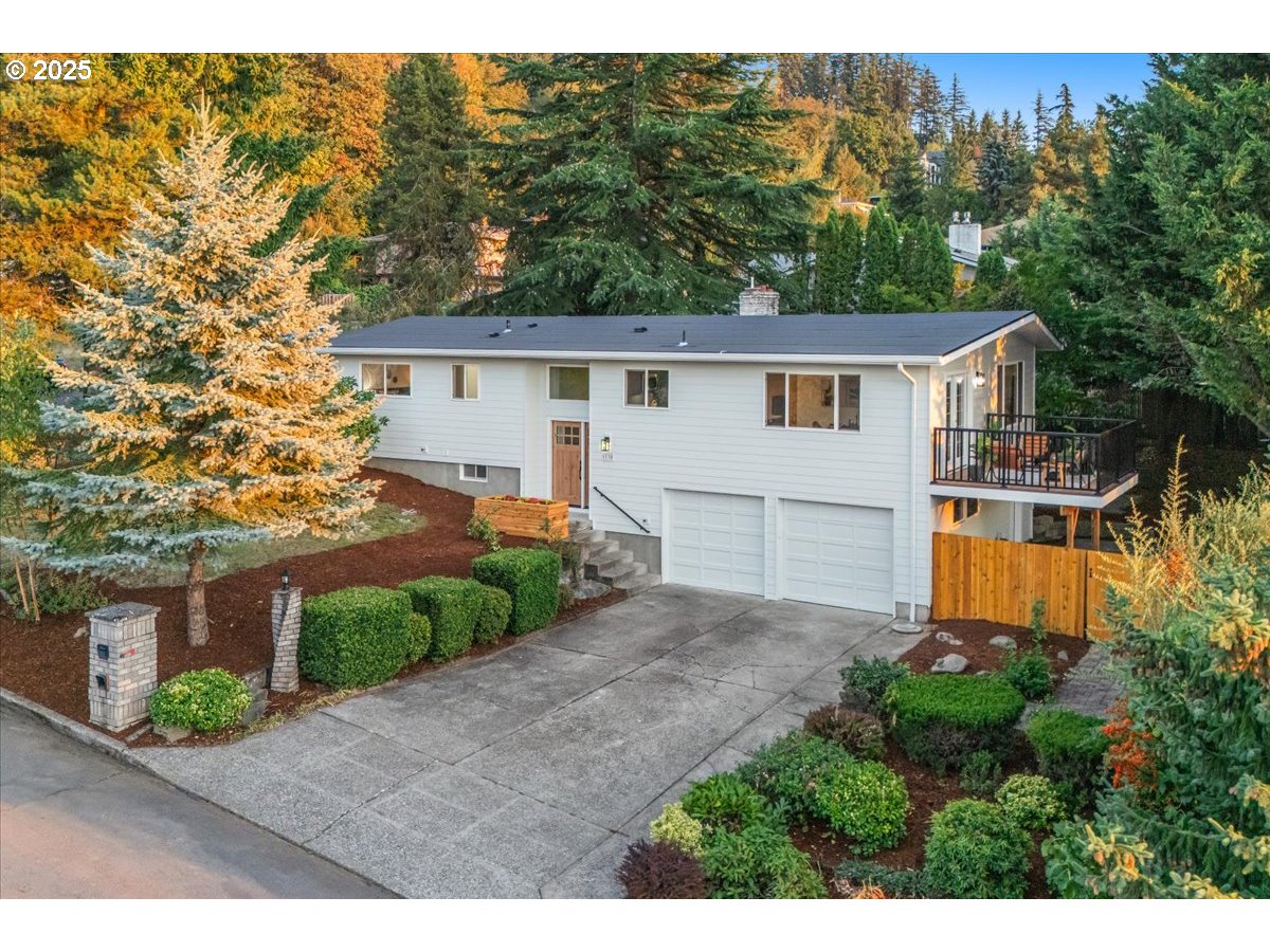 9330 SE SUN CREST DR