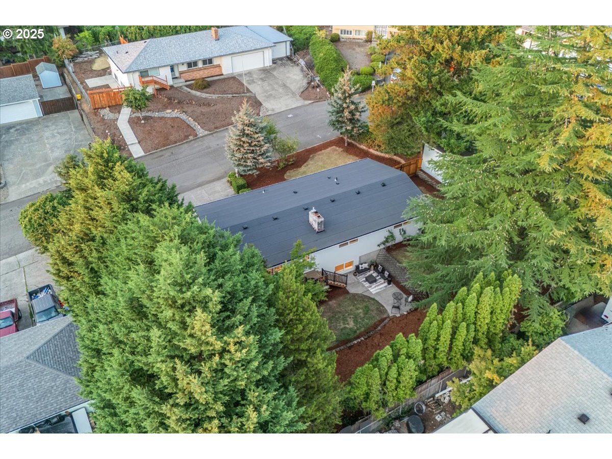 9330 SE SUN CREST DR