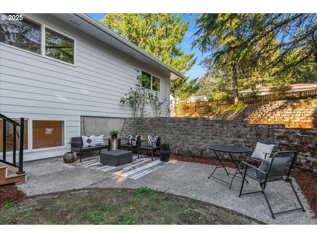 9330 SE SUN CREST DR