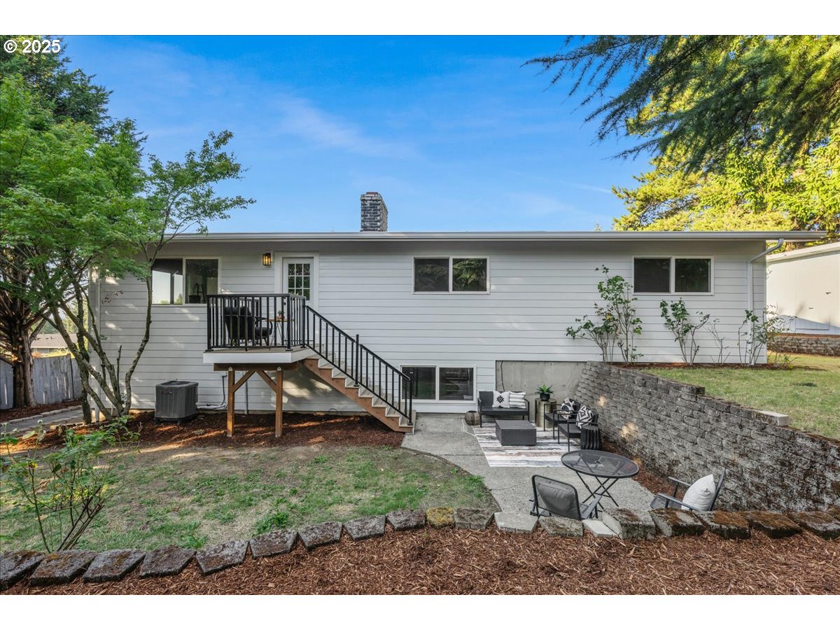 9330 SE SUN CREST DR