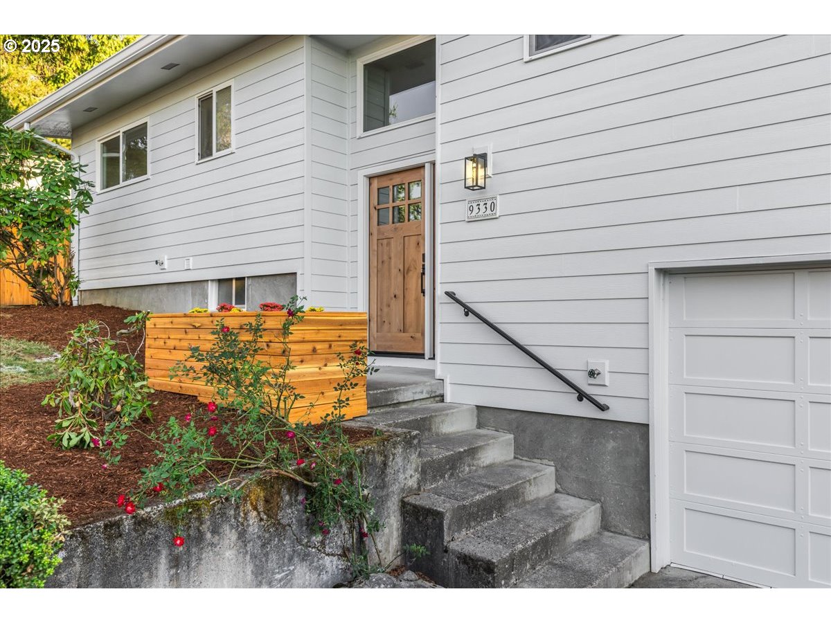 9330 SE SUN CREST DR