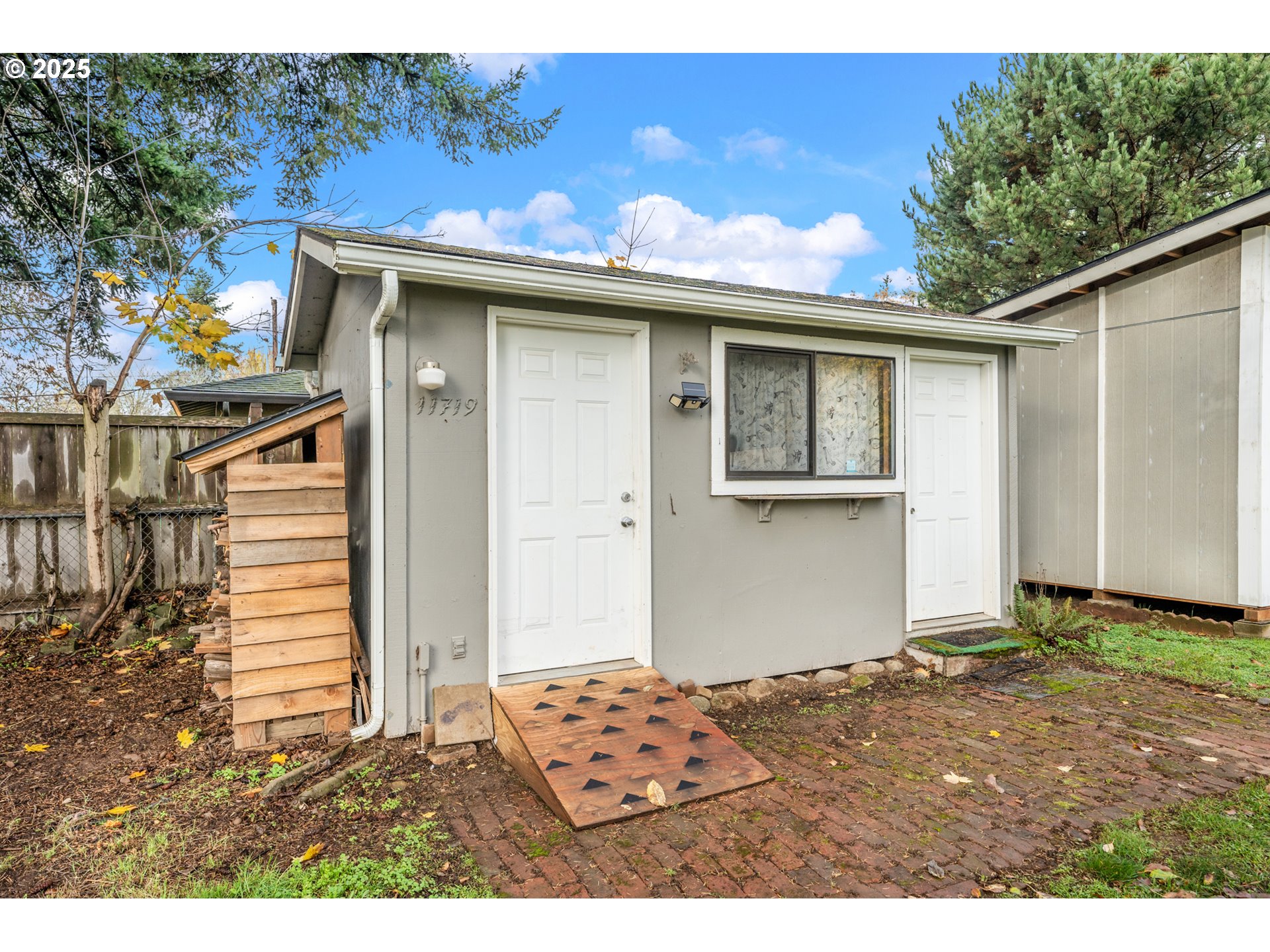 11719 SE BOISE ST
