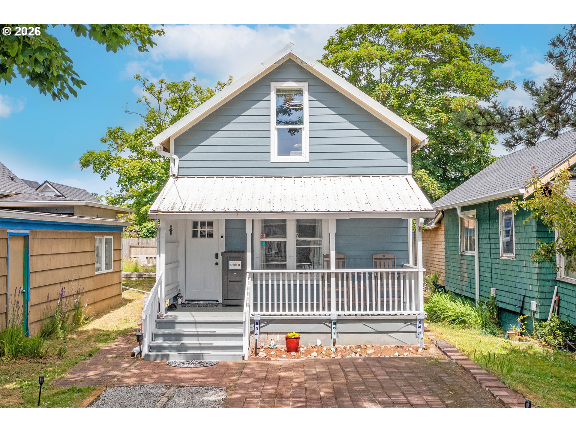 804 2ND AVE