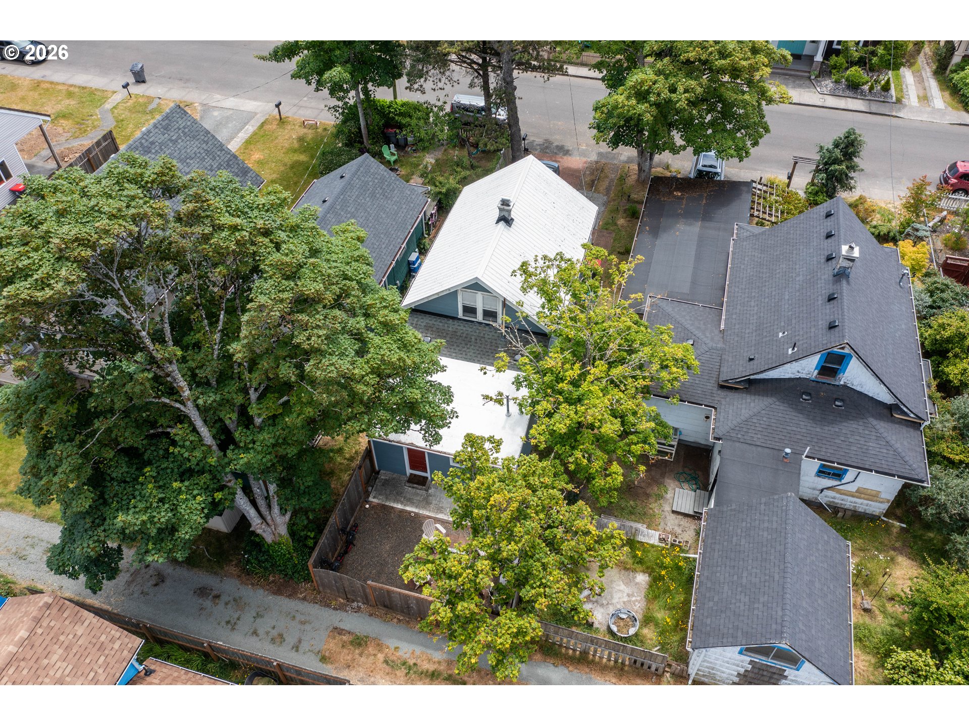 804 2ND AVE
