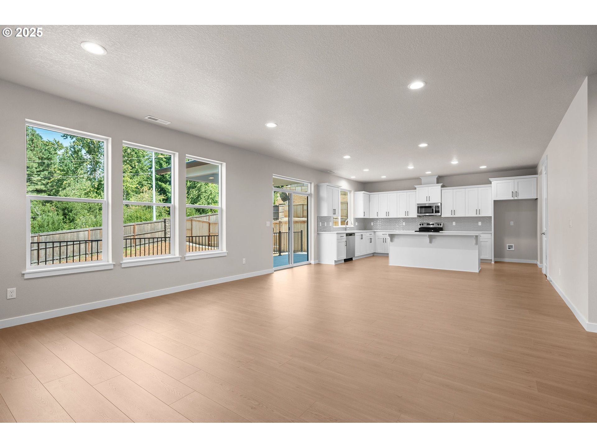 1449 NE JOSEPHINE CT 170