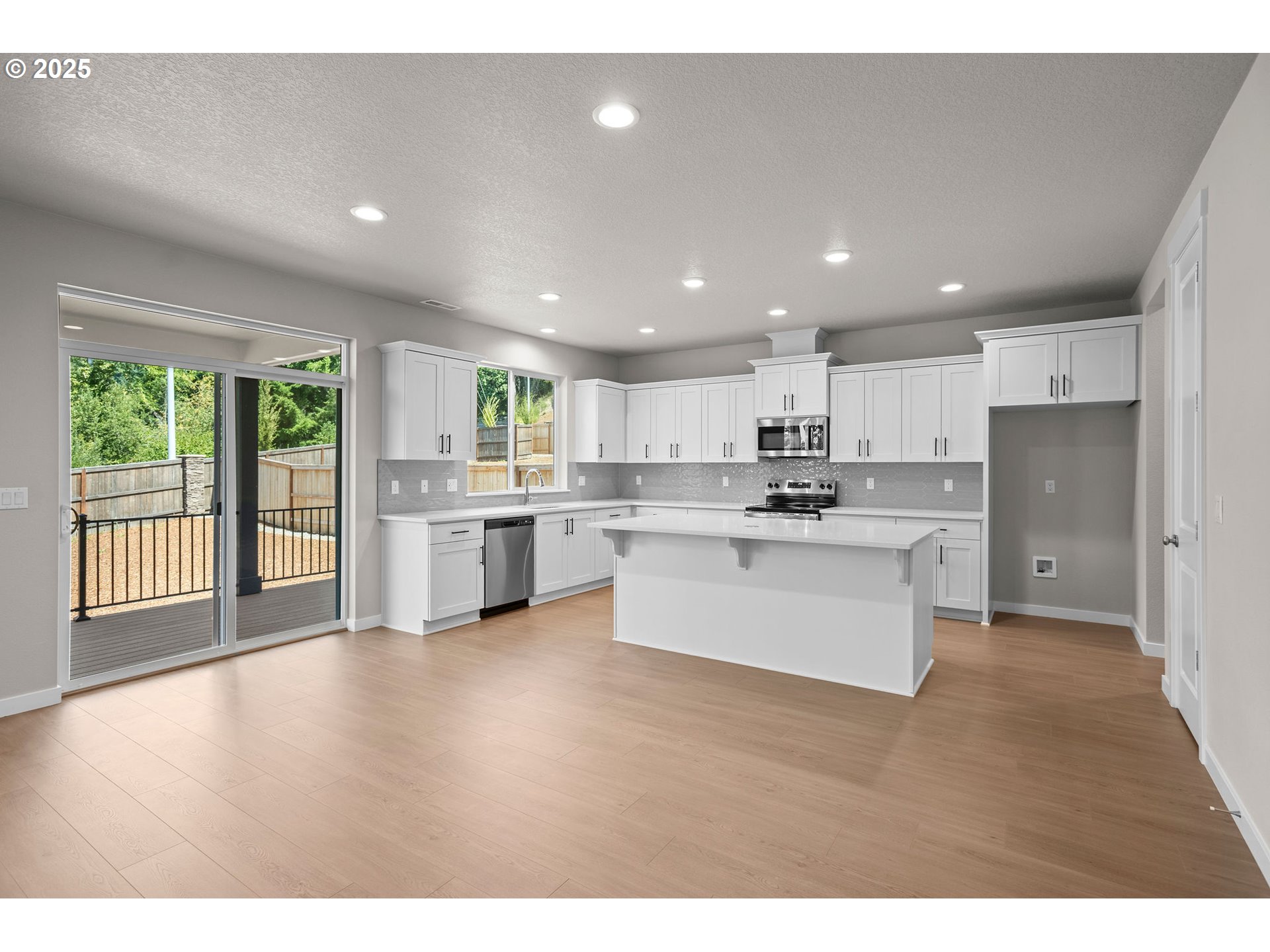 1449 NE JOSEPHINE CT 170