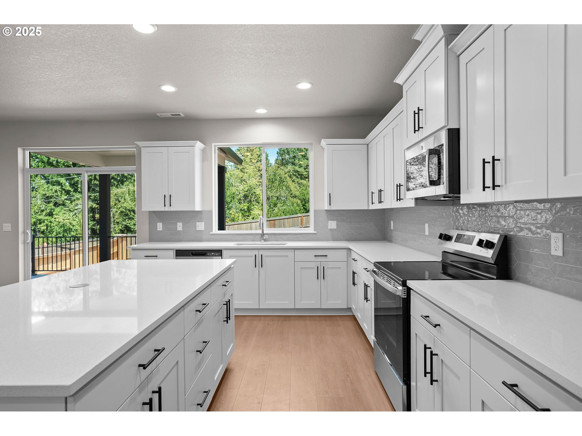 1449 NE JOSEPHINE CT 170