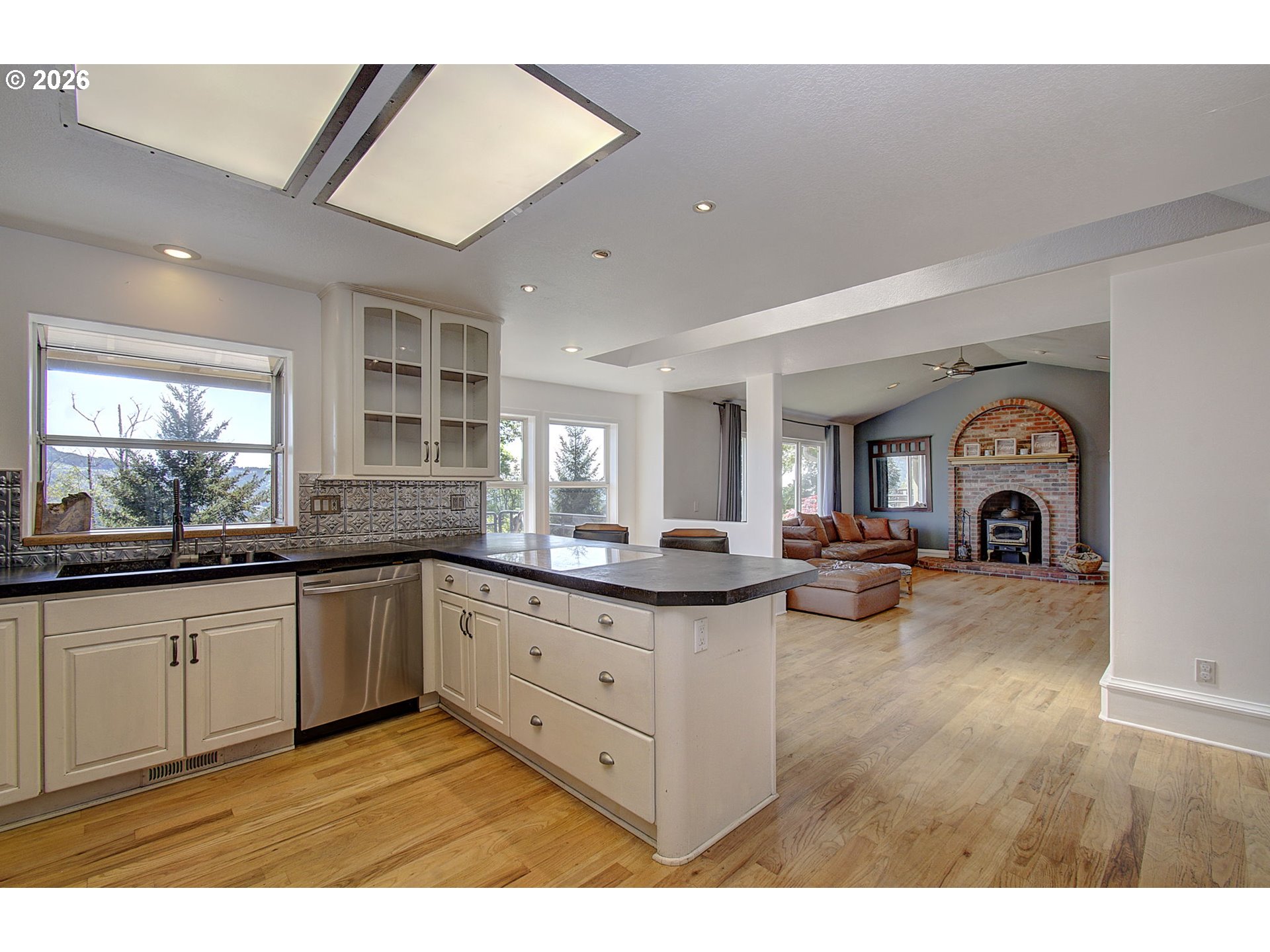 440 FREDRICKSON RD