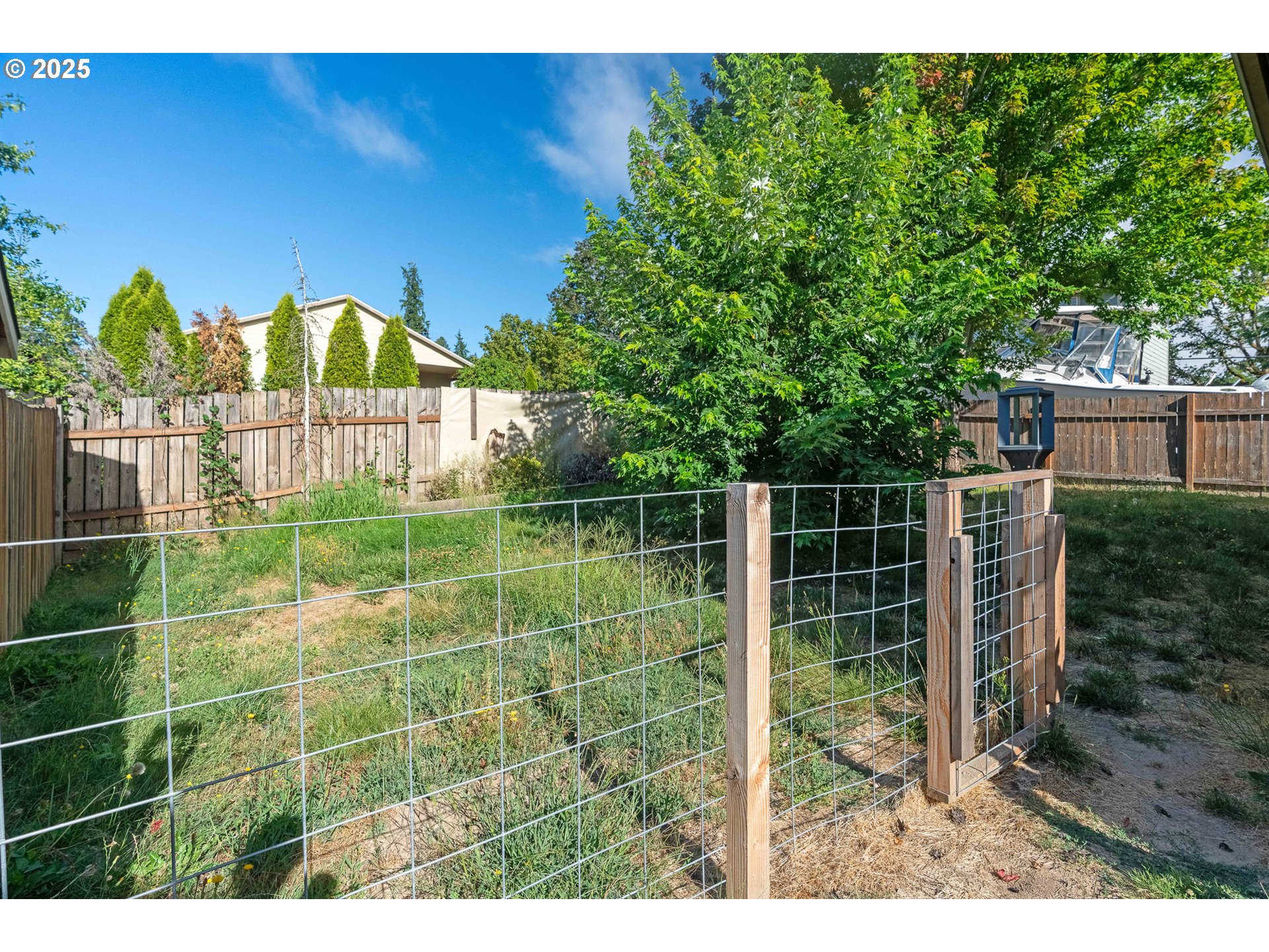 59893 ETHAN LN, St. Helens