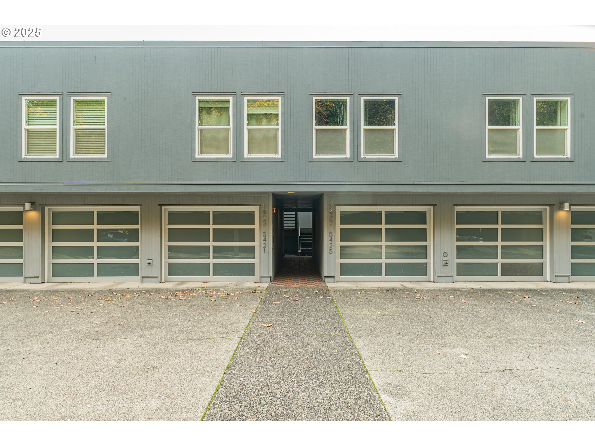 5425 SW VIEW POINT TER